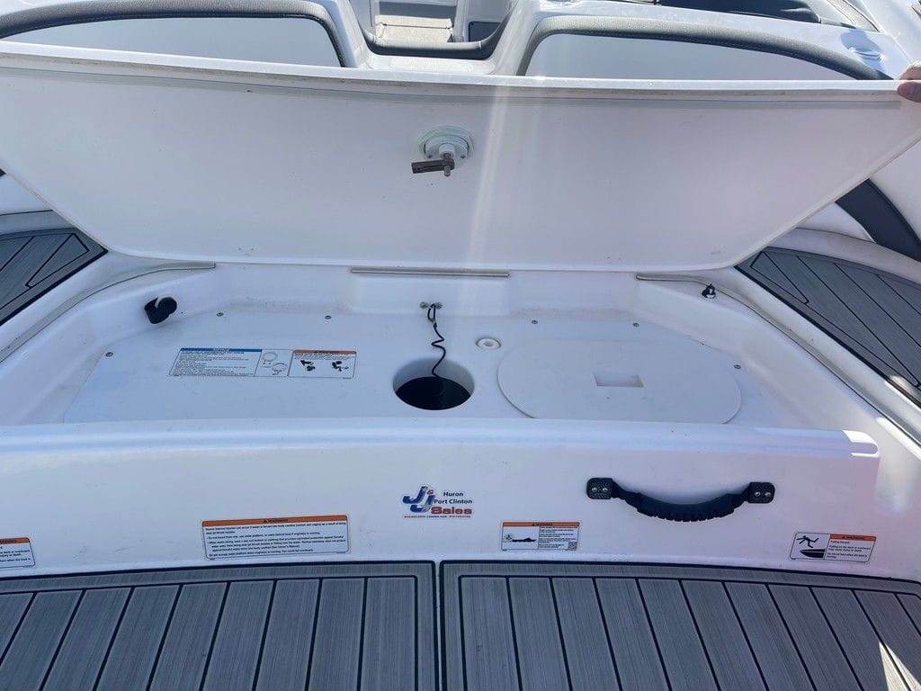 Used Yamaha Boats 19ft Jet Boat SX195 2023 for sale in marblehead
