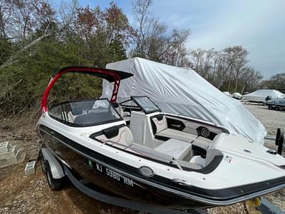 BOATZON | 2018 Yamaha Boats 212X