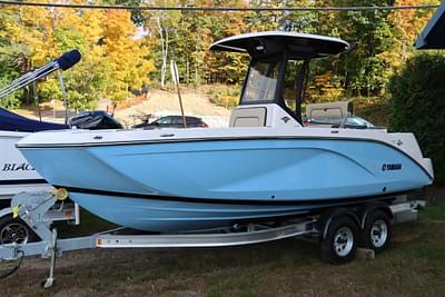 BOATZON | Yamaha Boats 222FSH SPORT E 2025