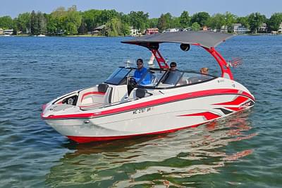 BOATZON | Yamaha Boats 242X ESeries 2020