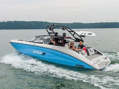 BOATZON | Yamaha Boats 252XE 2024 BOATZON | Yamaha Boats 252XE 2024