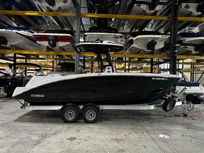 BOATZON | Yamaha Boats 255 FSH Sport E 2023