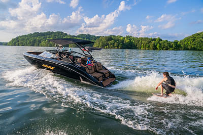 BOATZON | Yamaha Boats 255XD 2025