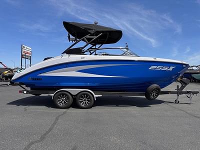 BOATZON | Yamaha Boats 255XD 2025 BOATZON | Yamaha Boats 255XD 2025