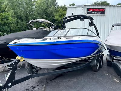 BOATZON | Yamaha Boats AR 210 2019