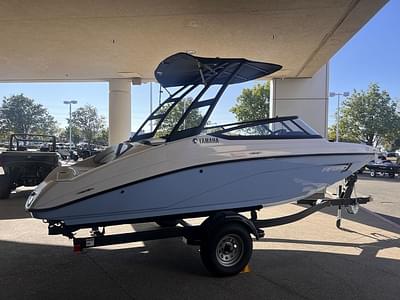 BOATZON | Yamaha Boats AR190 2025 BOATZON | Yamaha Boats AR190 2025