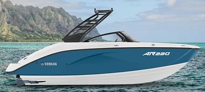 BOATZON | Yamaha Boats AR220 2025