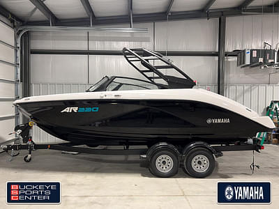 BOATZON | Yamaha Boats AR220 2025 BOATZON | Yamaha Boats AR220 2025