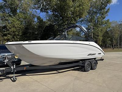 BOATZON | Yamaha Boats AR250 2025