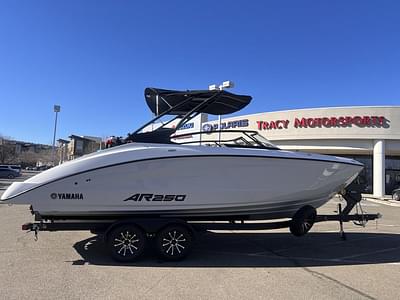 BOATZON | Yamaha Boats AR250 2025 BOATZON | Yamaha Boats AR250 2025
