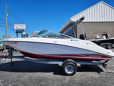 BOATZON | Yamaha Boats SX190 2018