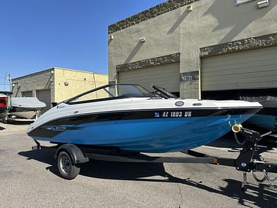 BOATZON | Yamaha Boats SX195 2021