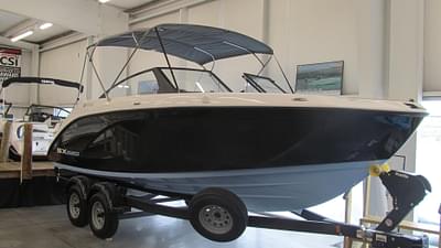 BOATZON | Yamaha Boats SX220 2024