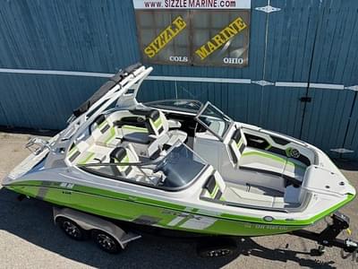 BOATZON | Yamaha Marine 212XE Wake Surf 2021