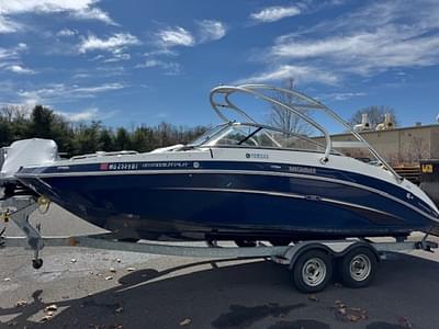 BOATZON | Yamaha Marine 242 Limited S With Galvanized Trailer 2014 BOATZON | Yamaha Marine 242 Limited S With Galvanized Trailer 2014