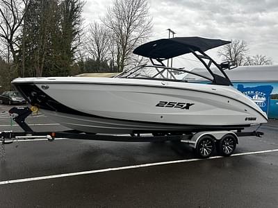 BOATZON | Yamaha Marine 255XD 2024