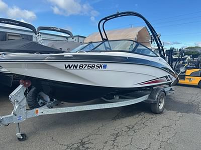 BOATZON | Yamaha Marine AR195 2017