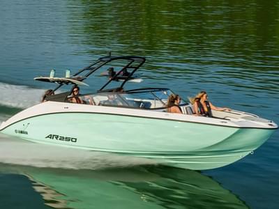 BOATZON | Yamaha Marine AR250 2024