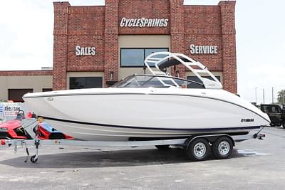 BOATZON | Yamaha Marine BXT1900DBAG 2025 BOATZON | Yamaha Marine BXT1900DBAG 2025