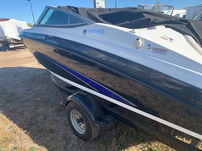 BOATZON | Yamaha Marine SX190 With Painted Trailer 2014