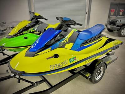 BOATZON | Yamaha WaveRunner EX Deluxe 2021