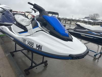 BOATZON | Yamaha WaveRunner EX Sport 2017