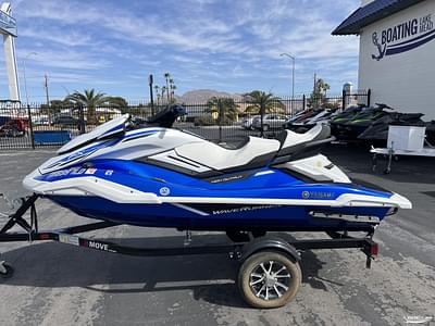 BOATZON | Yamaha WaveRunner FX Cruiser 2021