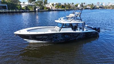 BOATZON | Yellowfin 42 Center Console 2019