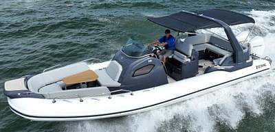 BOATZON | Zodiac Medline 9 2025