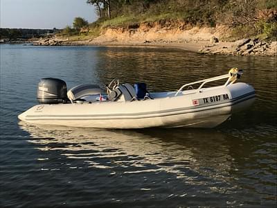 BOATZON | Zodiac Yachtline 420 Deluxe 2002 BOATZON | Zodiac Yachtline 420 Deluxe 2002