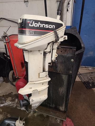 BOATZON | 1989 Johnson 15 Tiller