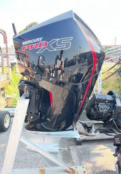 BOATZON | 2024 Mercury 175 proxs