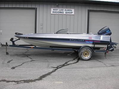 BOATZON | BAYLINER BASS STRIKER 1987