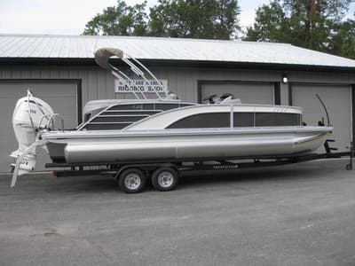 BOATZON | BENNINGTON 23LTFBSE W250 HP YAMAHA OB 2025