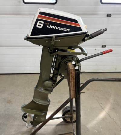 BOATZON | Johnson 6R75R 1975