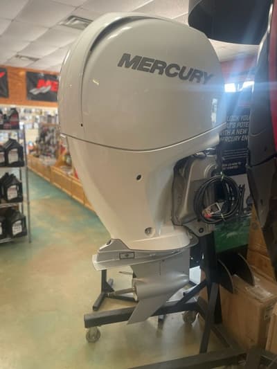 BOATZON | Mercury Marine® 150L FourStroke Cold Fusion White 2025