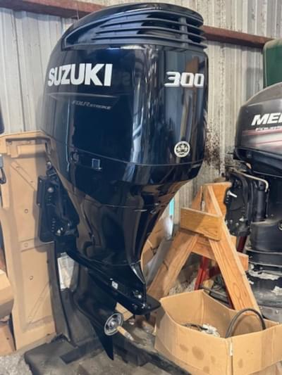 BOATZON | Suzuki Marine 300 Digital 2023