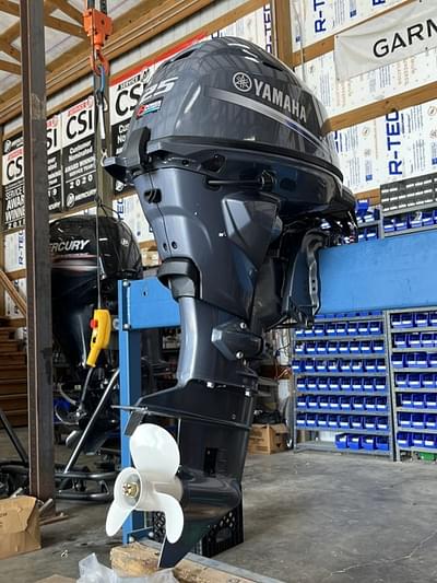 BOATZON | Yamaha Outboards F25 hp 2025