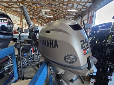 BOATZON | Yamaha Outboards F25 hp 2026