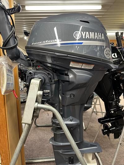 BOATZON | 2023 Yamaha F25 LWHC 4Stroke EFI Electric start 20 Long Shaft Tiller Outboard