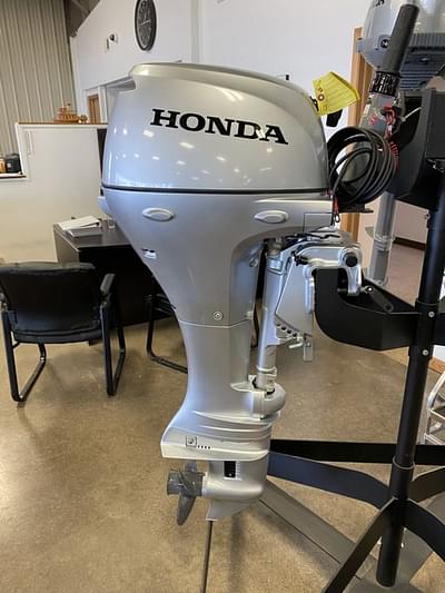 BOATZON | Honda Marine 15HP 4Stroke Tiller Outboard 2025