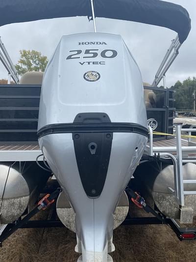 BOATZON | Honda Marine 250HP 4Stroke EFI New never installed 2023