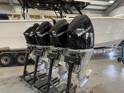 BOATZON | Quad Set Mercury Marine® 300 HP V8 2023