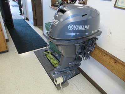 BOATZON | Yamaha Marine T25 High Thrust 2016