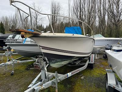 BOATZON | 1986 Chris Craft 21 CC