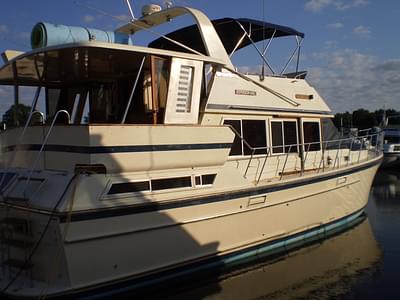 BOATZON | 1987 Jefferson 46 Sundeck