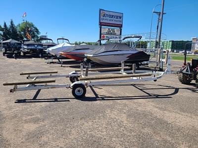 BOATZON | 1998 Yacht Club 1820 Bunk Trailer