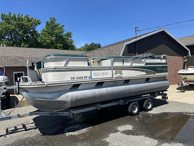 BOATZON | 1999 Fisher Boats Freedom 200 DLX