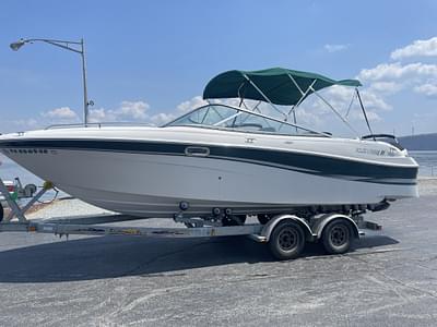 BOATZON | 2002 Four Winns 240 Horizon