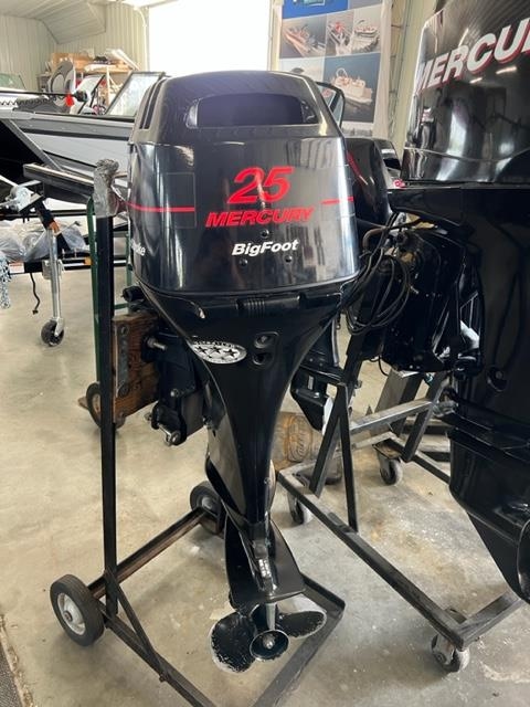 2002  Mercury Mercury 25 HP Big Foot 2002 - Sold Boat